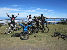 Descente de VTT : La Méga Avalanche