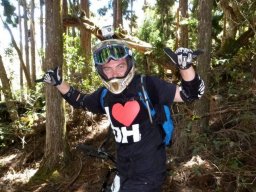 Descente de VTT : La Méga Avalanche